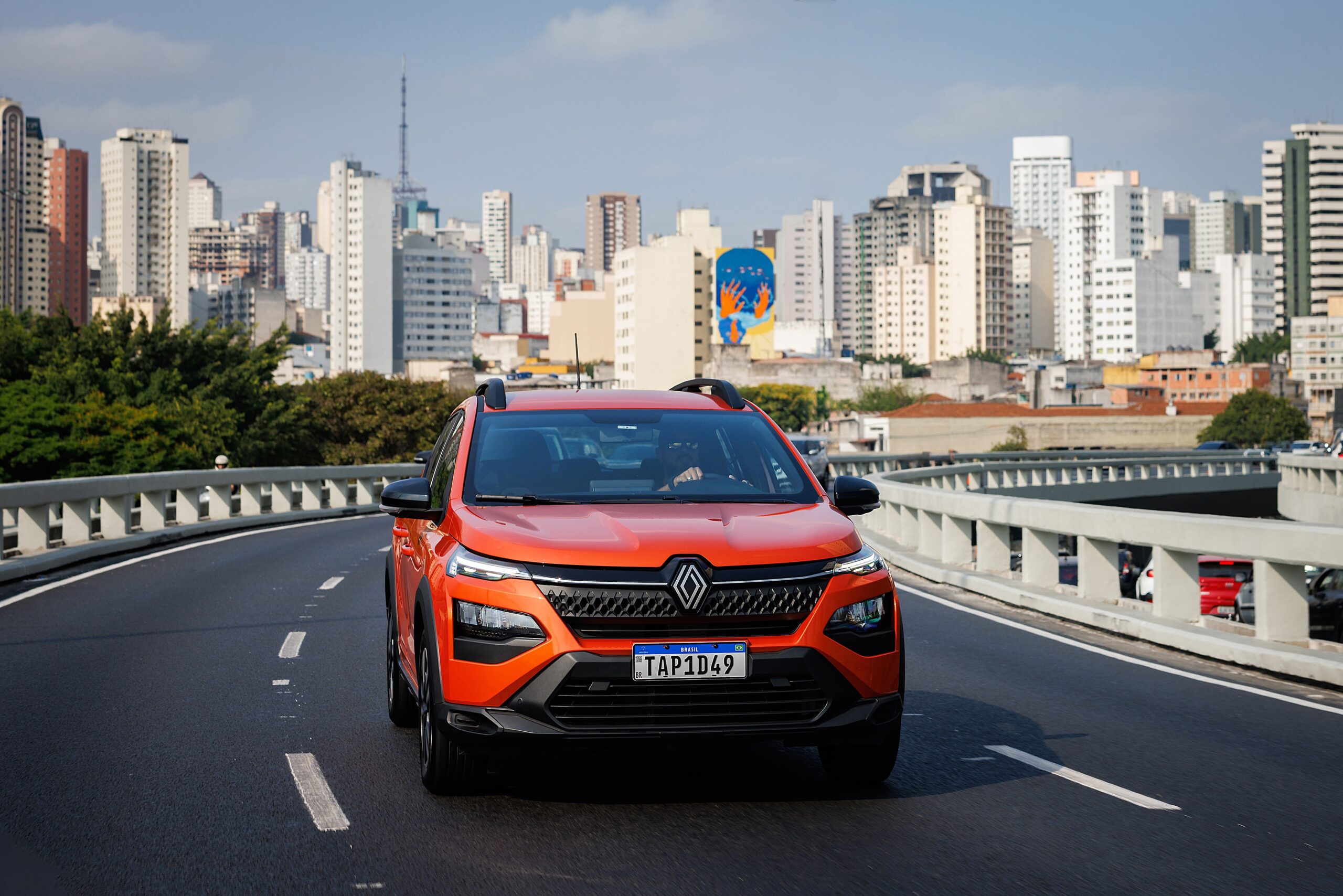 Renault Kardian: por que lançar um carro manual se o mercado prefere automáticos? Veja o teste
