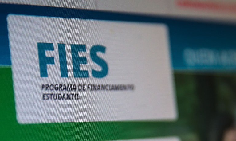 Fies: MEC anuncia que programa terá mais de 112 mil novas vagas em 2025