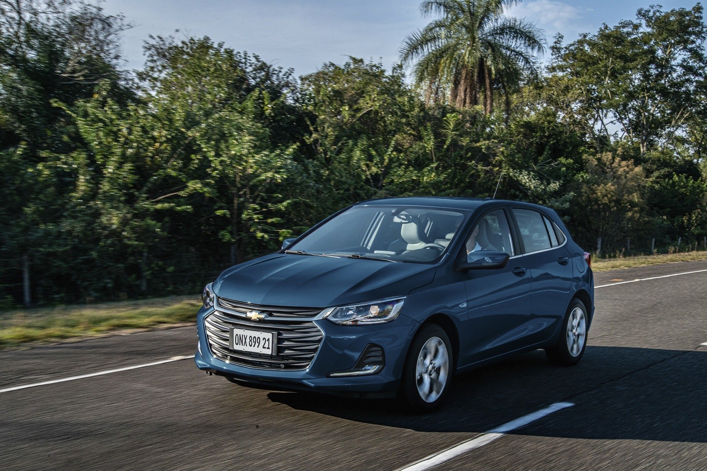 Chevrolet paralisa produção do Onix em Gravataí