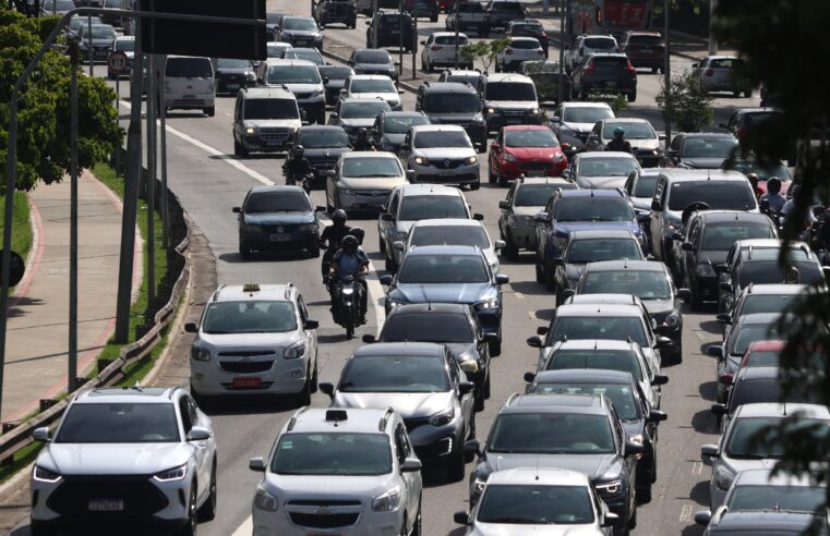 Isenção de IPVA: saiba quais estados liberam o imposto de carros híbridos e elétricos