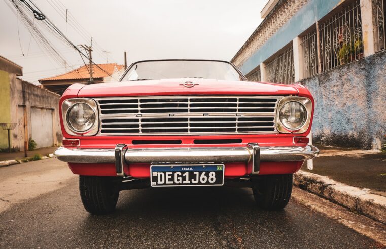 VÍDEO: o g1 deu uma volta no Opel Kadett de ‘Ainda Estou Aqui’, que será leiloado hoje