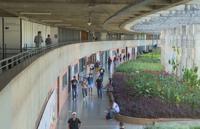 UnB volta às aulas com greve de servidores técnico-administrativos