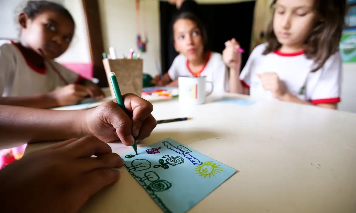 ‘Homeschooling’: STF mantém inconstitucionalidade de lei que permitia ensino domiciliar no DF
