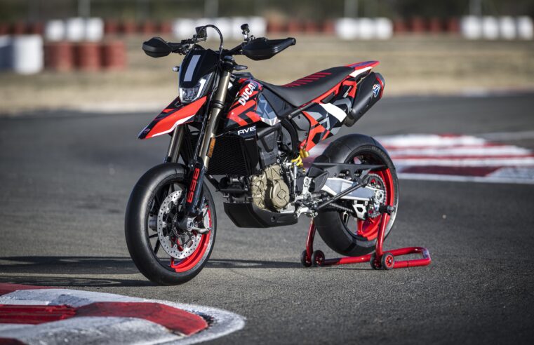 Ducati Hypermotard: como é a moto que custa R$ 100 mil e tem motor preparado para dar grau