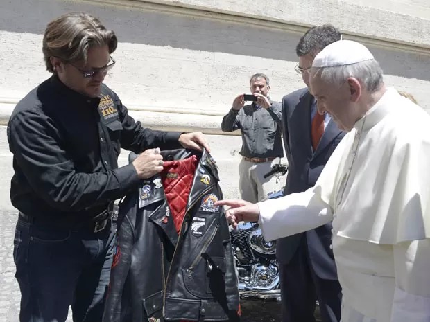 A supermoto de Francisco: Papa teve uma Harley-Davidson leiloada por 241 mil euros; veja FOTOS