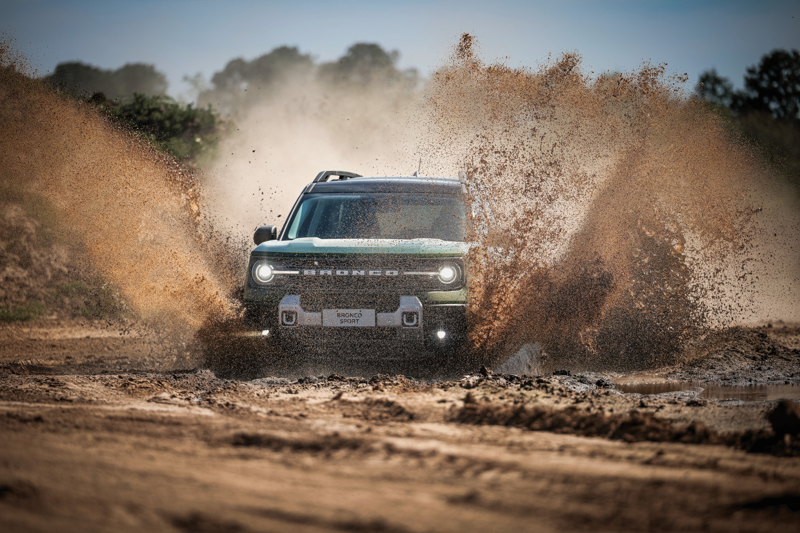 Ford Bronco 2025 prefere manter as raízes do que vender demais — e isso pode ser ótimo; veja teste