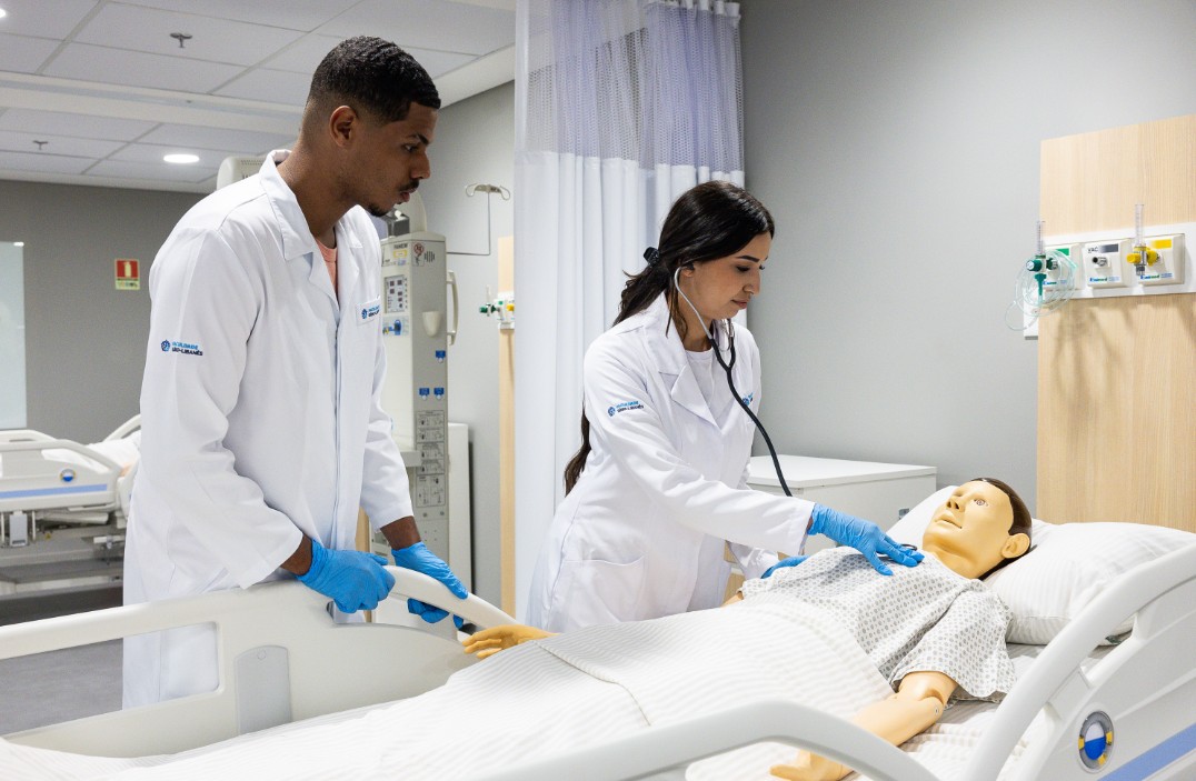 MEC publica 1º edital do exame que vai avaliar qualidade dos cursos de medicina e selecionar alunos para residência; veja 8 perguntas sobre a prova