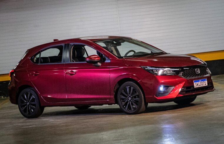 Honda City Hatch tem espaço, faz bem o básico, mas poderia ser turbo; veja teste