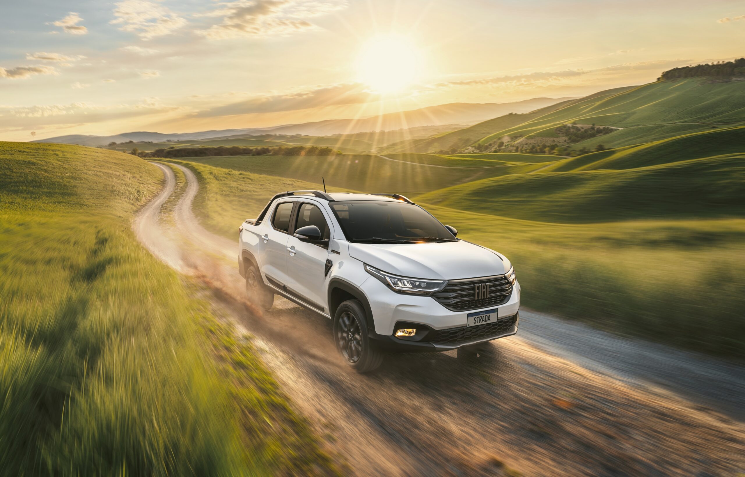 Fiat Strada abre o segundo semestre ainda como o veículo novo mais vendido do Brasil; veja a lista